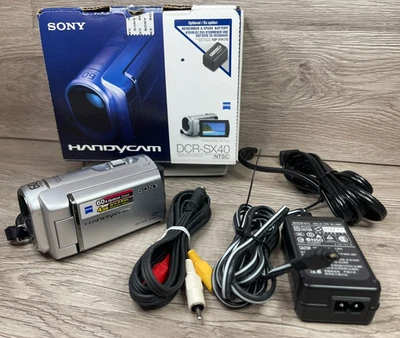 Sony DCR-SX40 Handycam Camcorder (Silver) (with built-in memory) - Image 1 of 4