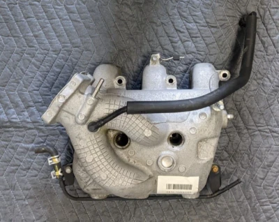 Coletor de entrada de ar superior 2008-2009 Chevy Equinox/ Pontiac Torrent 3.6L fabricante de equipamento original - Imagem 1 de 4