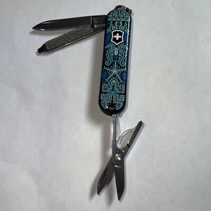 Navaja suiza Victorinox 58 mm clásica SD 2021 LE Ocean Life tortuga - Imagen 1 de 7