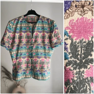 Vintage Adrianna Papell 100% Silk Pastel Floral Jacket Size 6 approx. ptp 20” - Picture 1 of 3