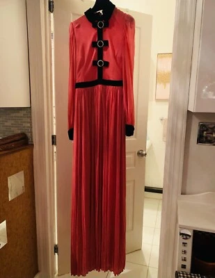 GUCCI velvet bow pink long Ball Gown dress Original Price: $ 5,035 - Image 1 of 4