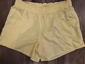 FP Movement Size L In The Wild Cargo Shorts Glow Pale Yellow Free People - Picture 1 of 5