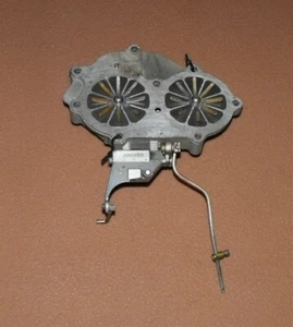 Evinrude 35 HP 2 Stroke Leaf Plate Assembly PN 0390561 Fits 1983-1988 - Picture 1 of 2