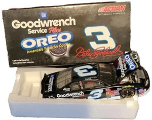 Dale Earnhardt Sr #3 Oreo 2001 1:24 scale GM Goodwrench Service+ Monte Carlo NIB - Picture 1 of 6