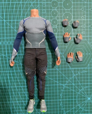 Hottoys HT MMS302 1/6 Mercurio Coleccionable Body Outfits Figura de Acción Manos Foto 1 de 4