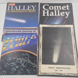 Comet Halley Halley's Maps Star Charts Posters Magazines Lot of 4 Australia - Bild 1 von 20