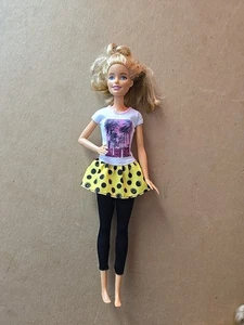 Barbie & Her Sisters in a Puppy Chase Puppe von 2015, gebraucht - Bild 1 von 4