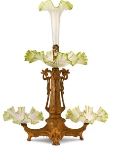 Art Nouveau Centrepiece With Opalescent Murano Glass Vase Gold Gilded - Picture 1 of 2