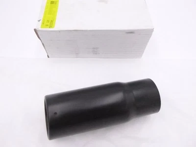 Punta de escape redonda negra soldada Summit Racing SUM-691204 2,5" Foto 1 de 4