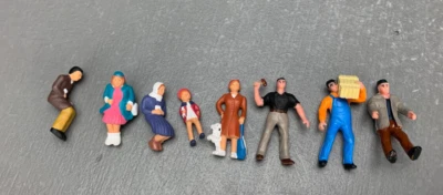 8X O Scale Figures Passengers & Workmen Painted PM0250 LZ - Image 1 of 4