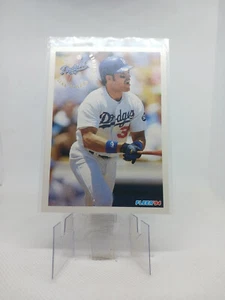 1994 Fleer #520 Mike Piazza Los Angeles Dodgers - Picture 1 of 1