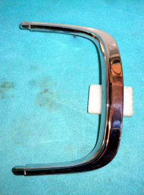 1964 DODGE 330 440 RIGHT FENDER CHROMED CAST METAL C-MOLDING 2445184 V-NICE COND - Image 1 of 4