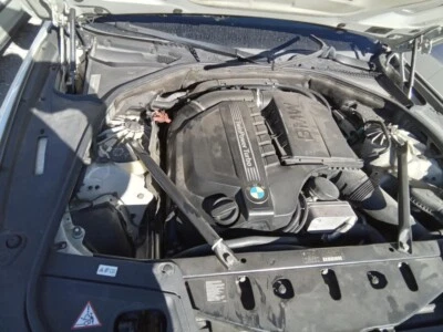 Used Infotainment Display fits: 2012 Bmw 535I display screen front dash 10`` scr - Image 1 of 4