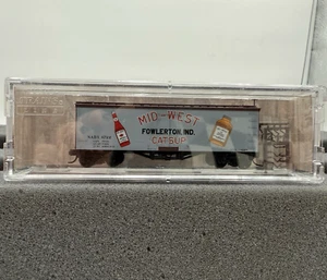 Micro-Trains Mid-West Catsup 36' Wood Sheathed Ice Reefer #4722 - 05800480 - Picture 1 of 10