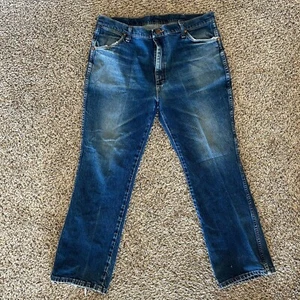Mens 40x30 Wrangler stretch jeans: 947STR cowboy cut, long lasting, work or play - Picture 1 of 14