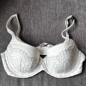 Victoria's Secret Body By Victoria Lined Demi Double Bra White Silver Lace Wired - Picture 1 of 10