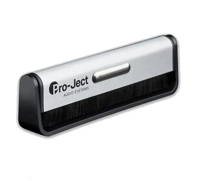 Pro-Ject Brush-IT Vinyl Cleaning Carbon Fibre Record Brush - Image 1 of 4