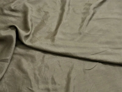 Tela arrugada mezcla seda marrón medio 1 línea yarda 43" con muy suave 2 oz por yarda cuadrada Foto 1 de 4