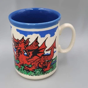 Taza de café vintage Y DDRAIG GOCH Red Dragon Crest GALES gres Gran Bretaña - Imagen 1 de 7