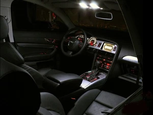 4 LED Lampen Weiß Für Die Vorderleuchte + Leselampen Für Audi A4 B7 - Picture 1 of 2