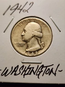 1942 SILVER WASHINGTON QUARTER 90% SILVER ALBUM FILLER! - Picture 1 of 2