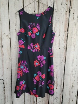Vestido Swing Feminino Tamanho 6 Annie Griffin Preto Mescla de Seda Floral Linha A Excelente Estado Usado! - Imagem 1 de 4
