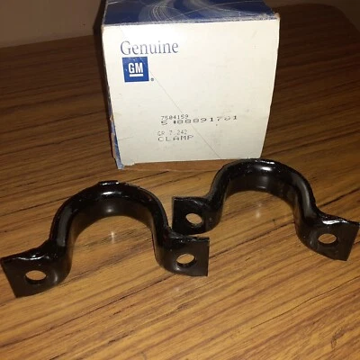 2 Abrazadera de buje estabilizadora Chevrolet GM 1984-20 GM 88891781 D5 OEM NOS GM Foto 1 de 3