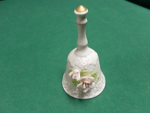 Campana Lefton China 1984 pintada a mano con flores rosas #04073 - Imagen 1 de 6