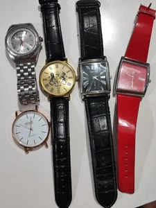 Quartz Watches Untested - Picture 1 of 8