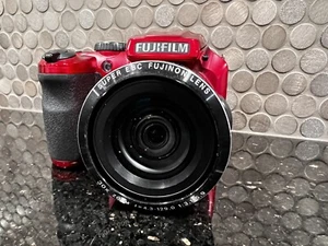 Fuji Film Fine Pix S6800 Red 16 MP Digital Camera 30x As-Is For Parts Only - Picture 1 of 14
