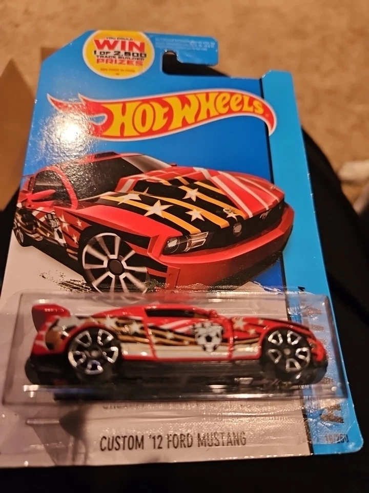 ‘11 ‘13 Hot Wheels HW City Red Custom '12 Ford Mustang ‘13 Gt ‘05 ‘10 Shelby
