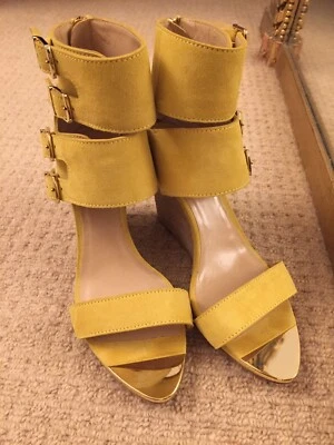 Emilio Pucci замшевые сандалии на танкетке EU38 новый в коробке - Изображение 1 из 4