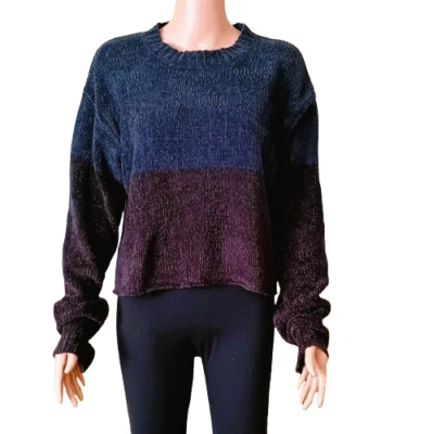 Volcom Cropped Color Block Sweater L Blue Long Sleeved Soft Crew Neck - Image 1 of 4