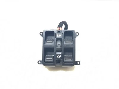 Оригинальный выключатель стеклоподъемника переднего 4-дверного Jeep JT Gladiator 2020-2023 015742 - Изображение 1 из 4