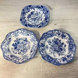 The Spode Blue Room 3tlg Teller Lot Garden Collection Rose, Poppy, Rosa - Bild 1 von 12