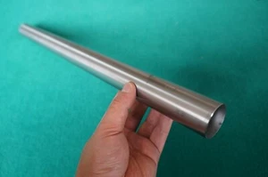 Tubo de metal de titanio grado 9 (1,374"" x 0,035"" x 20"") 1-3/8 in tubo redondo - Imagen 1 de 4