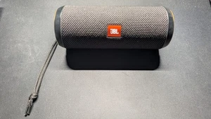 JBL Flip 3 Wireless Bluetooth Speaker - Picture 1 of 5