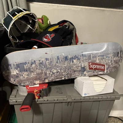 Supreme Aerial Skateboard Deck 8 3/8/Multicolor 8.375" x 32.125" Foto 1 de 4