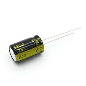Condensador Panasonic Low-ESR 680uF 35V con plomo (stubby) - Imagen 1 de 4