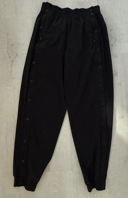 Pantalones deportivos ligeros Lululemon X Fanatics negros 4 lados a presión Foto 1 de 4