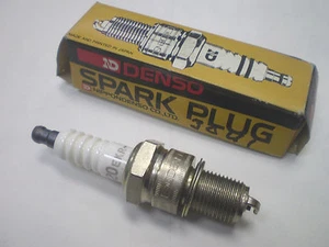 Denso Premium Original Replacement Spark Plugs 3041, W20EKR-S11 - Picture 1 of 1