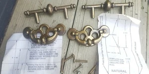 BRÜNIERTE MESSING SCHRANK SCHUBLADENGRIFFE 2ER SET VINTAGE MIT BESCHLAG BS5374 - Bild 1 von 7