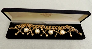Kirks Folly "JACKS" White Faux Pearls Balls Gold Tone JAX Charm Bracelet - Picture 1 of 8