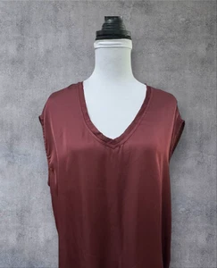 Dear John Damen Top Gr. L Neu mit Etikett Satin burgunderrot ausgefranster Besatz V-Ausschnitt Saum Flügelärmel - Bild 1 von 7