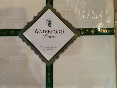 70 X 126 WATERFORD TABLECLOTH CRYSTAL CO. LUXURY ART DECO MOTIF EMBER RED NEW - Image 1 of 4