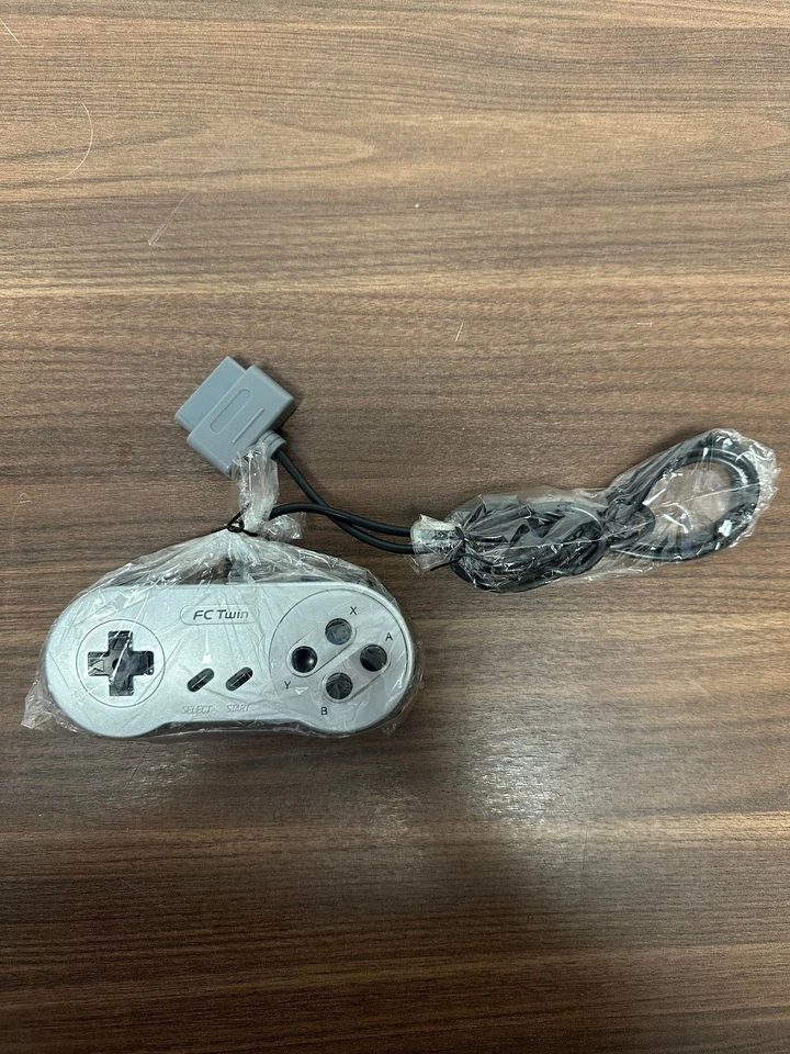 Silver Wired Controller For Super Nintendo SNES Brand New 9E - Image 1 of 3