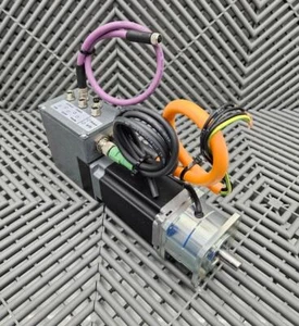 Jenaer Antriebstechnik Servomotor 23E41-B8X-002-BA-CA-000-000 mit KEB Encoder - Bild 1 von 11