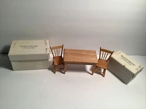 Wooden Dollhouse Kitchen Table & Chairs Miniatures - Picture 1 of 8