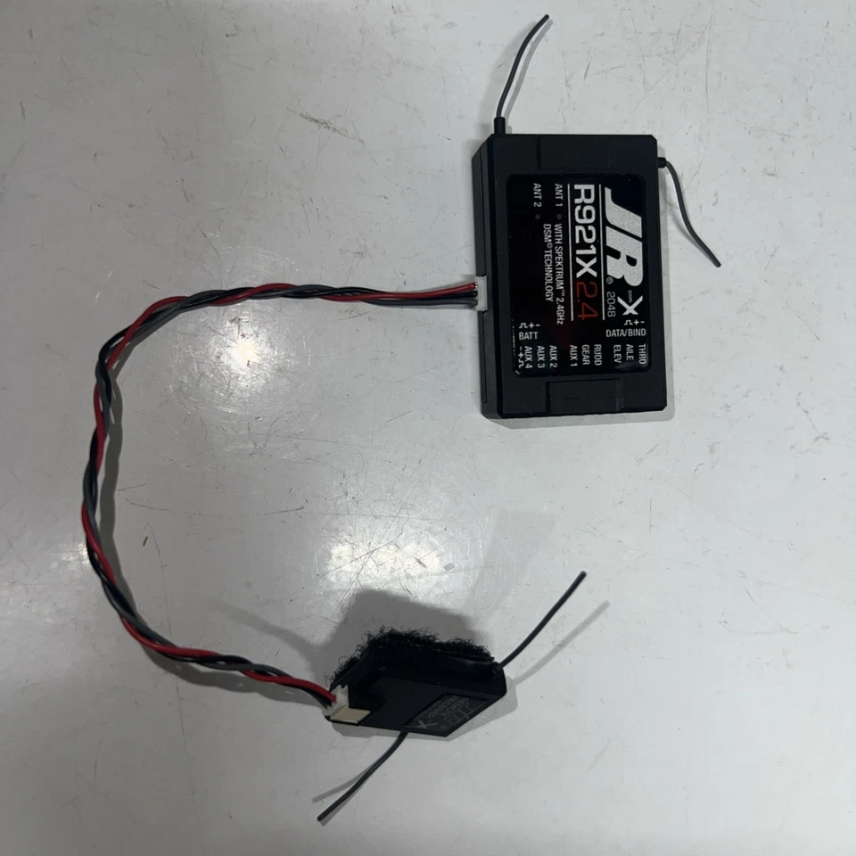 Receptor RC JR R921X 9 canales DSMX/DSM2 (JRPR921X) con satélite RX Foto 1 de 1