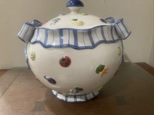 FITZ & FLOYD PETITS VEGS Blue Bow Vegetables - Soup Tureen with Lid - Picture 1 of 8